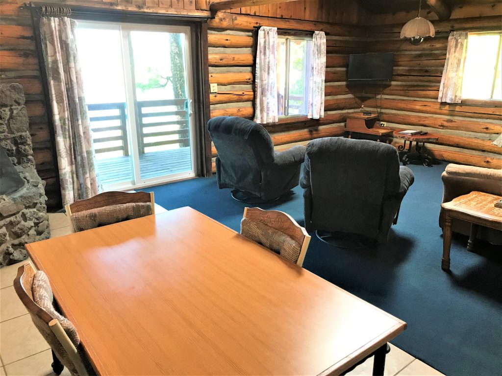 Interior 4