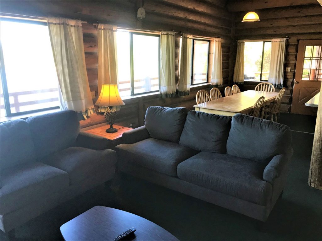Interior 4
